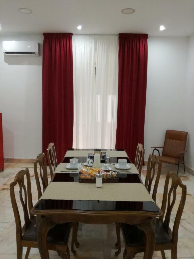 Spira Mirabilis 3* Napoli